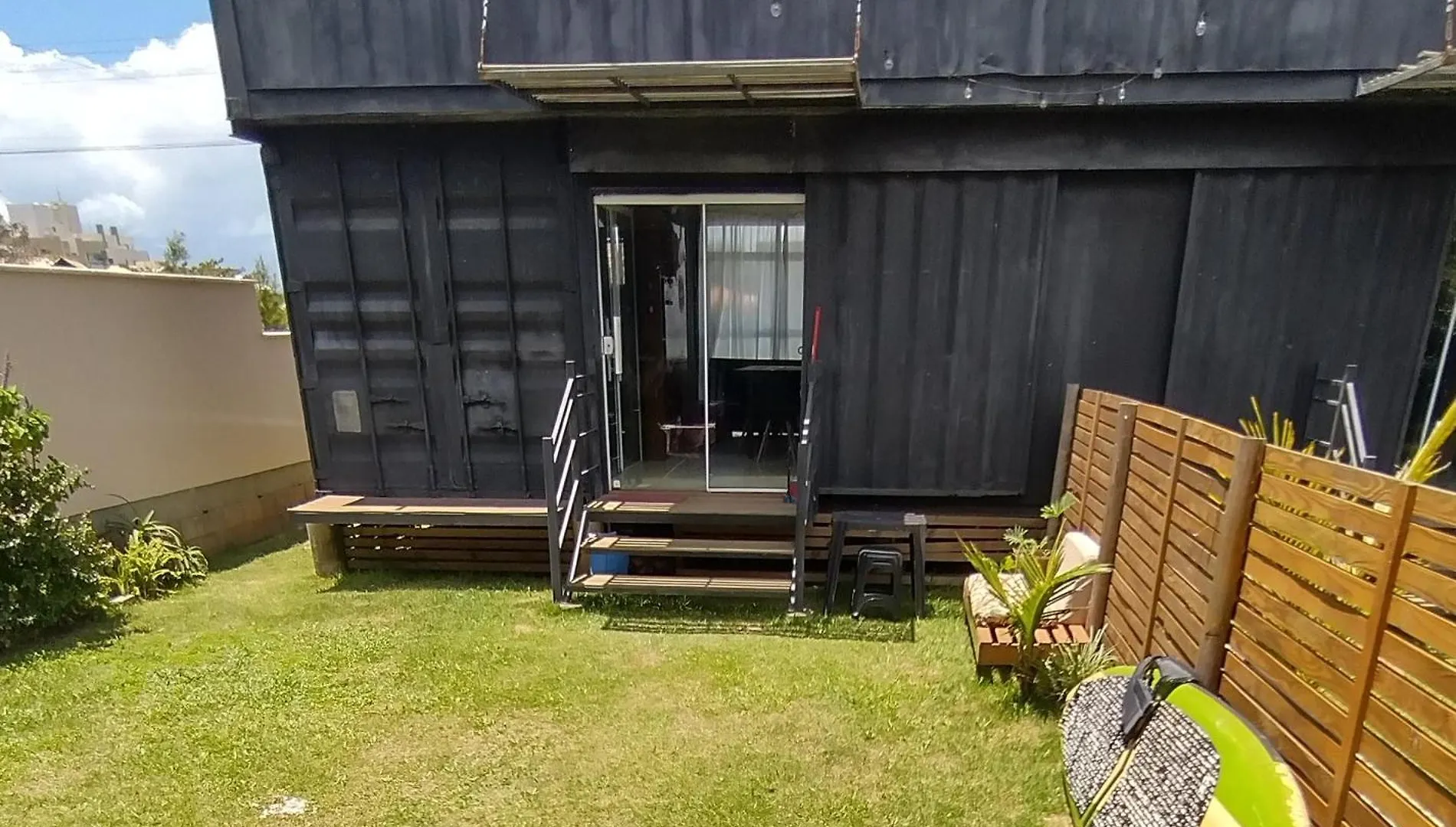בית נופש הוילה אימביטובה The Box Container House 2